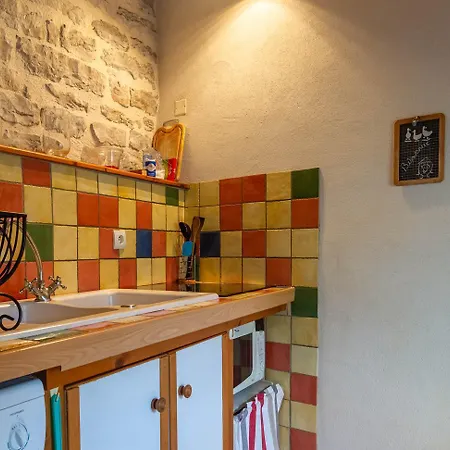 La Bastide 2/4 Personnes A Sauveterre Holiday home